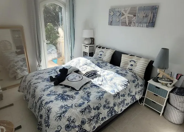 Bastide Provencale Raphael Valescure Villa *