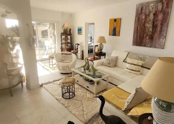 Bastide Provençale Raphaël Valescure Villa Saint-Raphaël