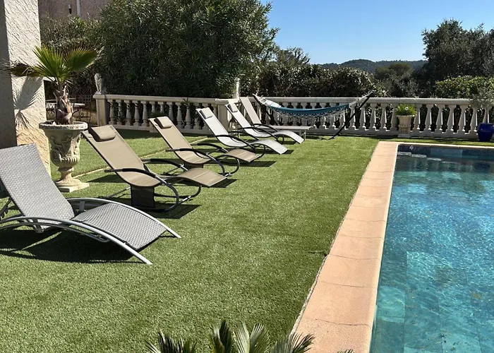 Bastide Provencale Raphael Valescure * Saint-Raphael (Var)